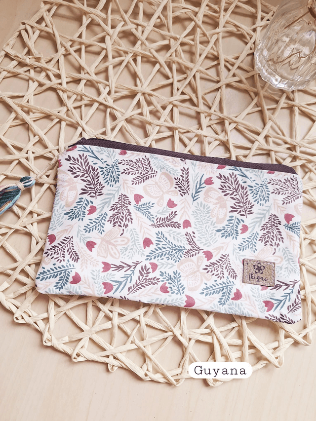 LA PETITE POCHETTE